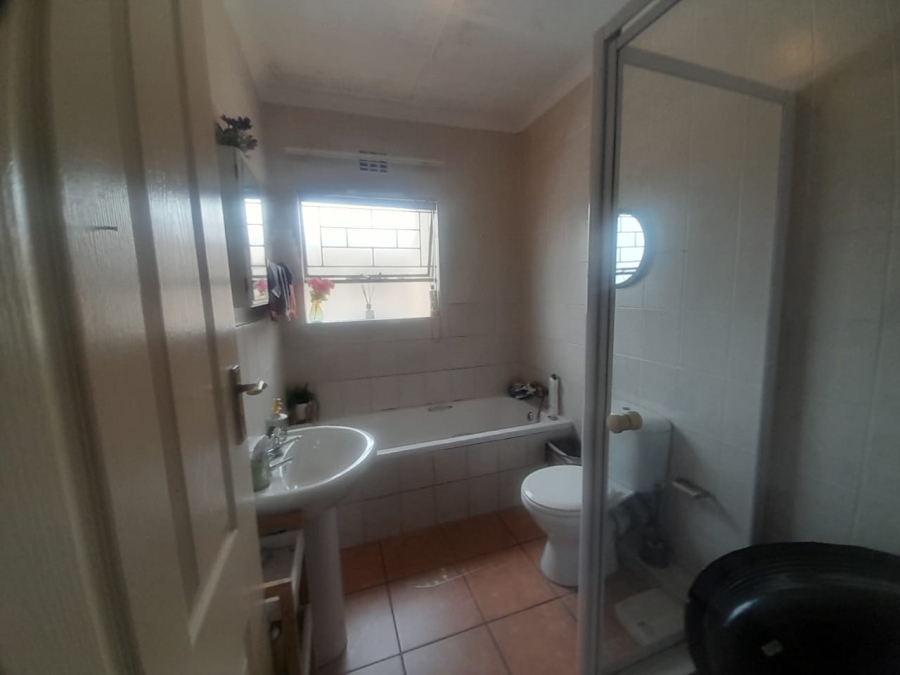 To Let 2 Bedroom Property for Rent in Vaalpark Free State